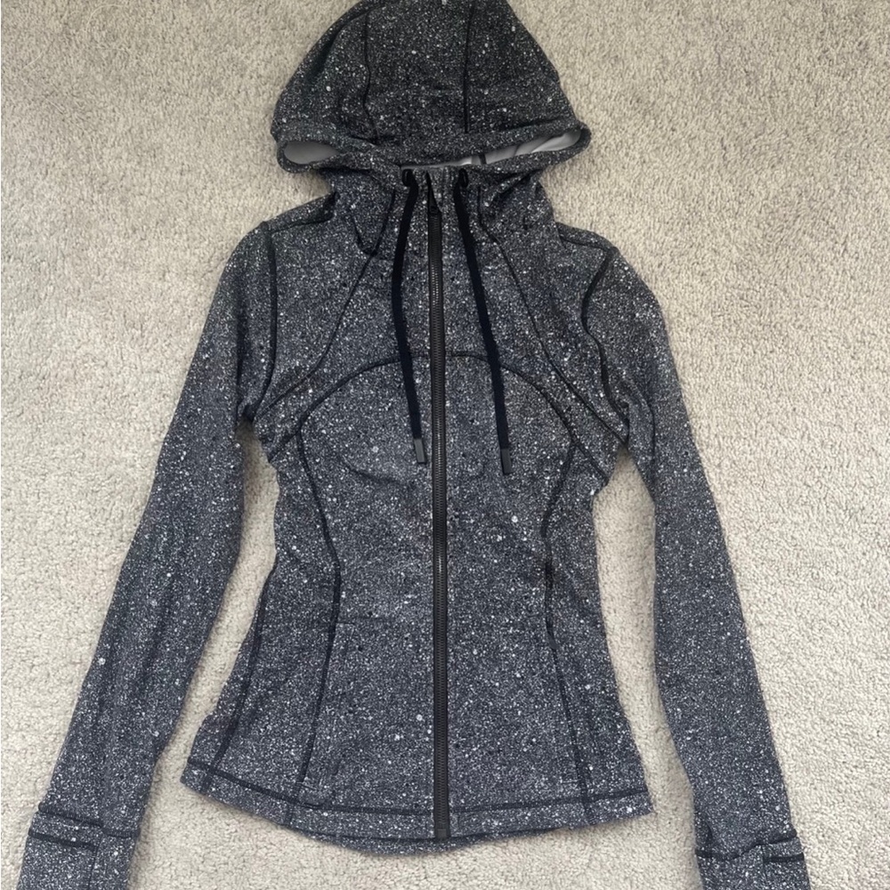 Lululemon define jacket hooded size 4